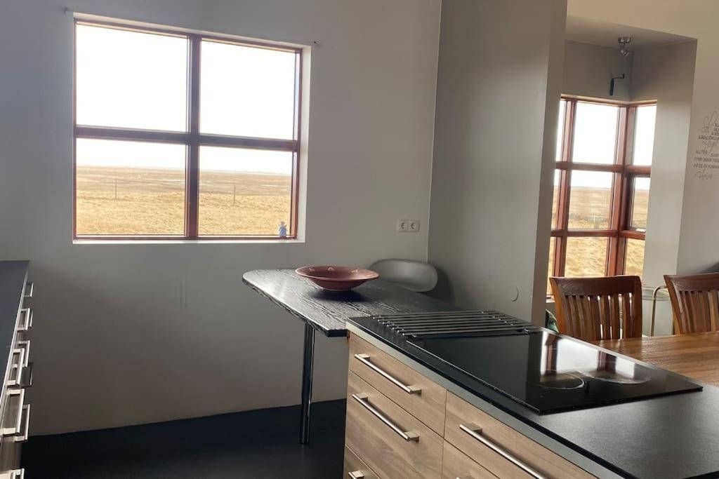 Eaglerock Guesthouse And Tours Kirkjubæjarklaustur المظهر الخارجي الصورة