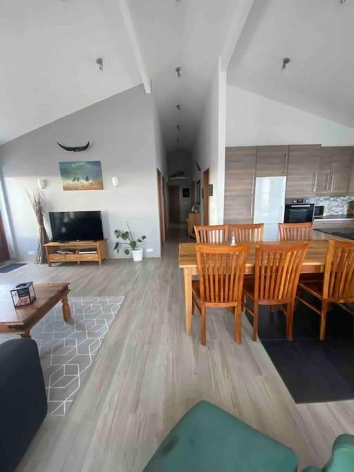 Eaglerock Guesthouse And Tours Kirkjubæjarklaustur المظهر الخارجي الصورة